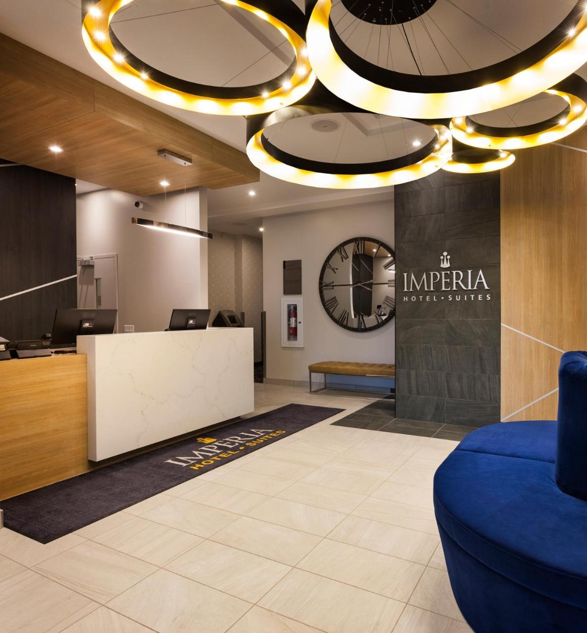 Imperia Hotel Et Suites Boucherville Eksteriør billede